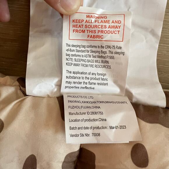 Firefly Outdoor Gear Leopard Sleeping Bag 66x24in Long Half Zip Naps Sleepovers - Picture 7 of 9